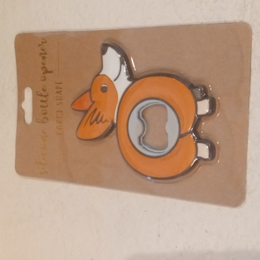 Novelty Dog  Corgi Shape Silicone Bottle Opener TMD New